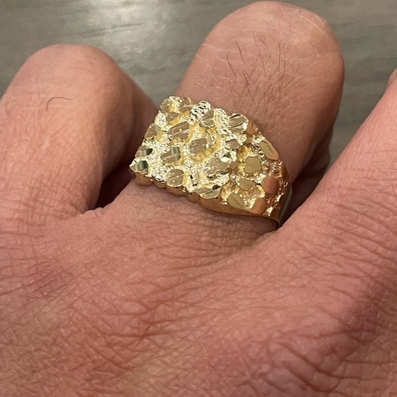 Brand New Mens 10K Real Gold Square Nugget Ring - Picture 6 of 9